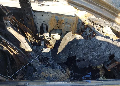 2016 Ford Focus Se z USA, uszkodzony, nr VIN 1FADP3K27GL328026